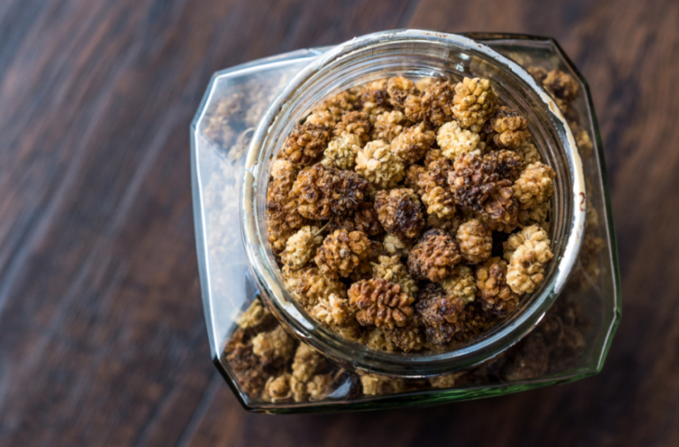 What Do Dried Mulberries Taste Like? Izmir Organic
